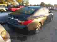 2013 Hyundai Sonata Limited z VIN 5NPEC4AC1DH565458, wystawiony jako IAAI lot #43349255 z przebiegiem 191 663 mil mil oraz . Historia ofert i sprzedaży dostępna na DreamBid. Obrazek 4.