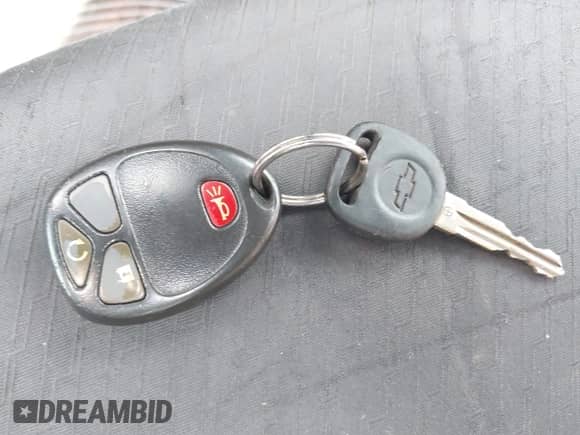 2010 Chevrolet Avalanche LS with VIN 3GNVKEE06AG120699, listed as a IAAI auction lot 42970063 with 174,015 mi miles and . Bid and sale history available at DreamBid. Image 11.