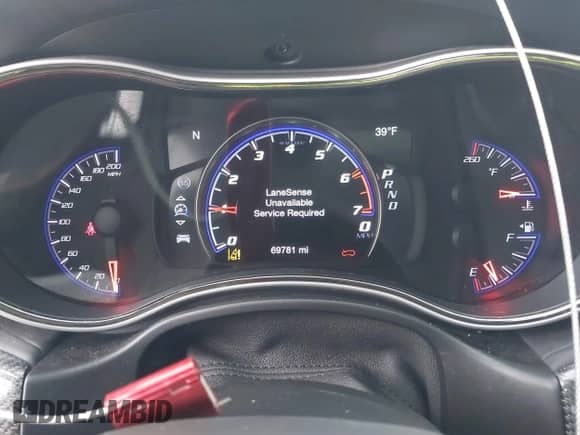 2018 Jeep Grand Cherokee Trackhawk z VIN 1C4RJFN96JC293787, wystawiony jako IAAI lot #39122517 z przebiegiem 69 781 mil mil oraz . Historia ofert i sprzedaży dostępna na DreamBid. Obrazek 7.