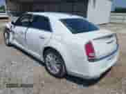 2014 Chrysler 300 с VIN 2C3CCARGXEH308679, выставлен на аукционе IAAI как лот 42833413 с пробегом 141 910 миль миль и . История ставок и продаж доступна на DreamBid. Изображение 3.