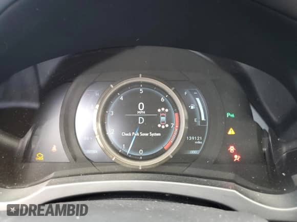 2017 Lexus RC 350 z VIN JTHHE5BC1H5017671, wystawiony jako Copart lot #52590415 z przebiegiem 139 121 mil mil oraz Szkoda całkowita • Salvage title. Historia ofert i sprzedaży dostępna na DreamBid. Obrazek 9.