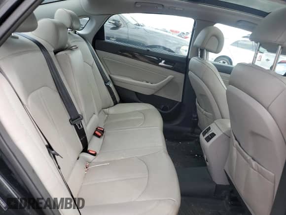 2015 Hyundai Sonata Limited z VIN 5NPE34AF3FH043623, wystawiony jako Copart lot #69686915 z przebiegiem 174 164 mil mil oraz Szkoda całkowita • Salvage title. Historia ofert i sprzedaży dostępna na DreamBid. Obrazek 10.