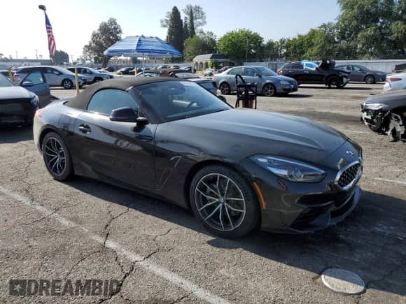 2020 BMW Z4 sDrive30i z VIN WBAHF3C01LWW82626, wystawiony jako Copart lot #58979825 z przebiegiem 23 667 mil mil oraz Szkoda całkowita • Salvage title. Historia ofert i sprzedaży dostępna na DreamBid. Obrazek 4.
