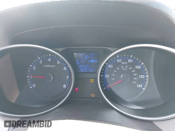 2010 Hyundai Tucson Limited с VIN KM8JU3AC9AU066880, выставлен на аукционе IAAI как лот 42980354 с пробегом 192 573 миль миль и . История ставок и продаж доступна на DreamBid. Изображение 7.