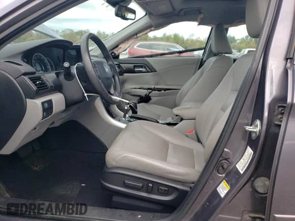 2014 Honda Accord EX-L with VIN 1HGCR3F84EA039615, listed as a Copart auction lot 86696185 with 93,446 mi miles and Salvage title. Bid and sale history available at DreamBid. Image 7.