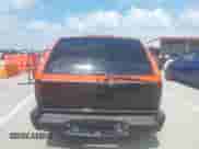 1999 Chevrolet Blazer LS z VIN 1GNCS18W9XK232480, wystawiony jako IAAI lot #42629749 z przebiegiem 239 195 mil mil oraz . Historia ofert i sprzedaży dostępna na DreamBid. Obrazek 17.