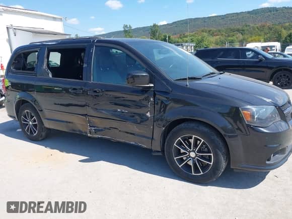 2017 Dodge Grand Caravan GT с VIN 2C4RDGEG7HR574784, выставлен на аукционе IAAI как лот 43191171 с пробегом 120 675 миль миль и . История ставок и продаж доступна на DreamBid. Изображение 6.