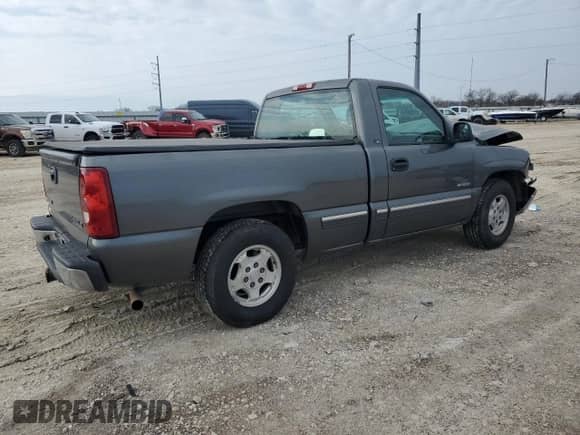 2002 Chevrolet Silverado 1500 LS with VIN 1GCEC14T62Z240157, listed as a Copart auction lot 45446655 with 188,194 mi miles and Salvage title. Bid and sale history available at DreamBid. Image 3.