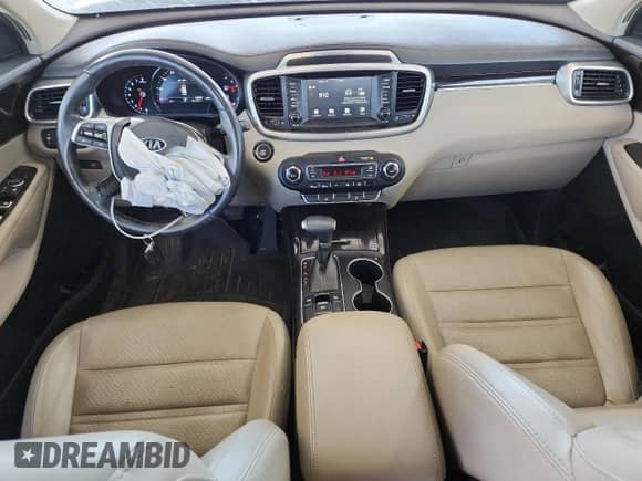 2020 Kia Sorento EX z VIN 5XYPH4A51LG655825, wystawiony jako Copart lot #66631235 z przebiegiem 100 130 mil mil oraz Szkoda całkowita • Salvage title. Historia ofert i sprzedaży dostępna na DreamBid. Obrazek 8.