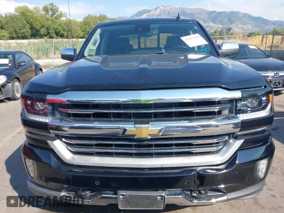 2017 Chevrolet Silverado 1500 High Country with VIN 3GCUKTEJ7HG276911, listed as a IAAI auction lot 43107368 with 85,995 mi miles and . Bid and sale history available at DreamBid. Image 12.