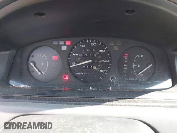 1993 Honda Civic z VIN 2HGEJ2244PH516304, wystawiony jako IAAI lot #42231521 z przebiegiem 175 119 mil mil oraz . Historia ofert i sprzedaży dostępna na DreamBid. Obrazek 7.