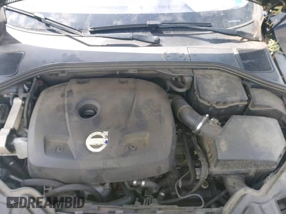 2015 Volvo S60 T5 Drive-E Premier with VIN YV140MFK9F1353755, listed as a IAAI auction lot 42947939 with 84,531 mi miles and . Bid and sale history available at DreamBid. Image 10.
