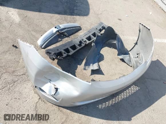 2009 Toyota Sienna CE с VIN 5TDZK23C39S243718, выставлен на аукционе IAAI как лот 43077428 с пробегом 156 695 миль миль и . История ставок и продаж доступна на DreamBid. Изображение 12.