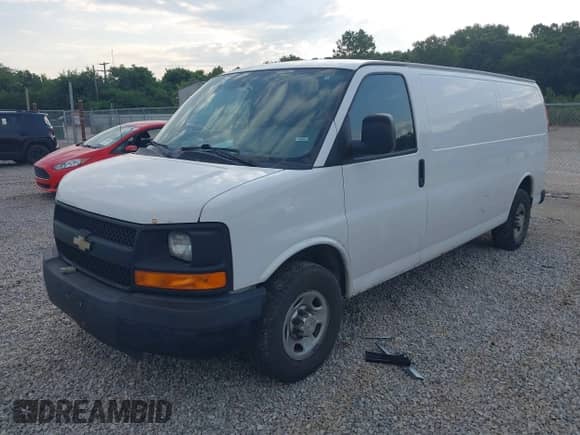 2013 Chevrolet Express Cargo с VIN 1GCZGUCG8D1186552, выставлен на аукционе IAAI как лот 42881008 с пробегом 206 512 миль миль и . История ставок и продаж доступна на DreamBid. Изображение 17.