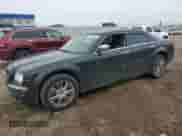 2006 Chrysler 300 C z VIN 2C3LK63HX6H276948, wystawiony jako Copart lot #59846465 z przebiegiem 195 429 mil mil oraz Szkoda całkowita • Salvage title. Historia ofert i sprzedaży dostępna na DreamBid. Obrazek 1.