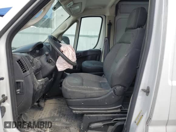 2019 Ram ProMaster Cargo with VIN 3C6TRVBG0KE547779, listed as a Copart auction lot 43593535 with Not provided miles and Clean title. Bid and sale history available at DreamBid. Image 7.