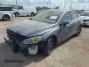 2017 Volvo S60 Dynamic с VIN YV126MFL7H2420929, выставлен на аукционе IAAI как лот 43292833 с пробегом 107 144 миль миль и . История ставок и продаж доступна на DreamBid. Изображение 2.