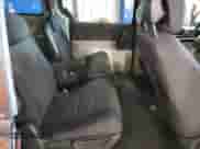 2010 Dodge Grand Caravan SXT z VIN 2D4RN5D17AR409597, wystawiony jako Copart lot #83994974 z przebiegiem Nie podano mil oraz Szkoda całkowita • Salvage title. Historia ofert i sprzedaży dostępna na DreamBid. Obrazek 11.