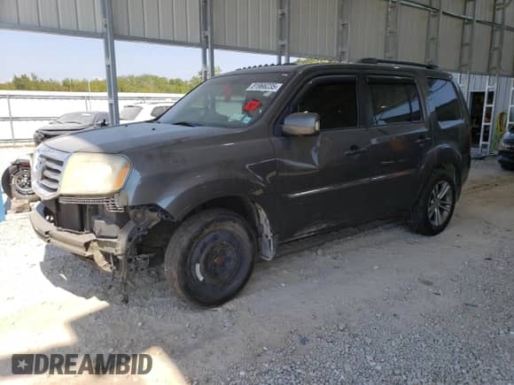 2009 Honda Pilot Touring with VIN 5FNYF48979B015525, listed as a Copart auction lot 81966235 with 146,195 mi miles and Salvage title. Bid and sale history available at DreamBid. Image 1.