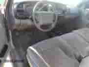 2001 Dodge 1500 с VIN 3B7HC12Y51G179118, выставлен на аукционе Copart как лот 80595094 с пробегом 188 633 миль миль и Списание • Salvage title. История ставок и продаж доступна на DreamBid. Изображение 8.