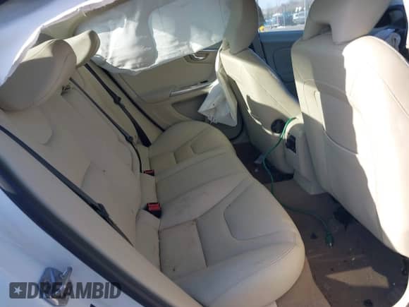 2015 Volvo S60 T5 Drive-E Premier with VIN YV140MFB1F2305578, listed as a IAAI auction lot 41417997 with 114,546 mi miles and . Bid and sale history available at DreamBid. Image 8.