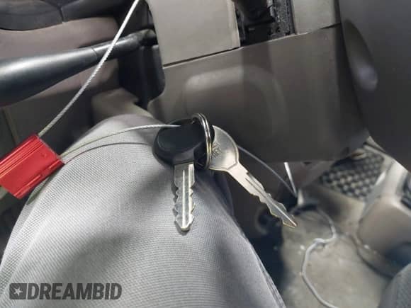 2001 Dodge Caravan SE with VIN 1B4GP25321B206349, listed as a IAAI auction lot 42426047 with 202,807 mi miles and . Bid and sale history available at DreamBid. Image 11.