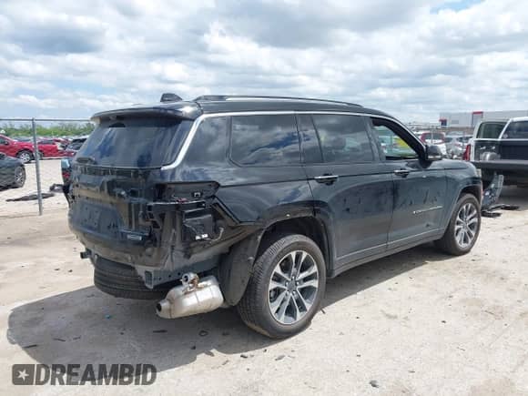 2021 Jeep Grand Cherokee Overland with VIN 1C4RJKDG2M8132417, listed as a IAAI auction lot 42108830 with 38,092 mi miles and . Bid and sale history available at DreamBid. Image 4.