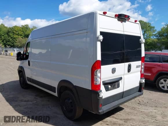 2023 Ram ProMaster Cargo with VIN 3C6LRVBG6PE566859, listed as a IAAI auction lot 43113301 with 27,201 mi miles and . Bid and sale history available at DreamBid. Image 3.