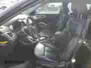 2015 Hyundai Veloster z VIN KMHTC6AD2FU220312, wystawiony jako Copart lot #65853685 z przebiegiem 46 683 mil mil oraz Szkoda całkowita • Salvage title. Historia ofert i sprzedaży dostępna na DreamBid. Obrazek 7.