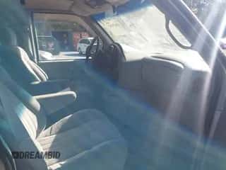 1998 Chevrolet Astro z VIN 1GNDM19W5WB122828, wystawiony jako IAAI lot #43429182 z przebiegiem 209 402 mil mil oraz . Historia ofert i sprzedaży dostępna na DreamBid. Obrazek 5.