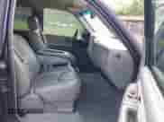 2003 GMC Sierra 1500 SLE с VIN 2GTEK19T931170319, выставлен на аукционе IAAI как лот 42688524 с пробегом 319 869 миль миль и . История ставок и продаж доступна на DreamBid. Изображение 5.