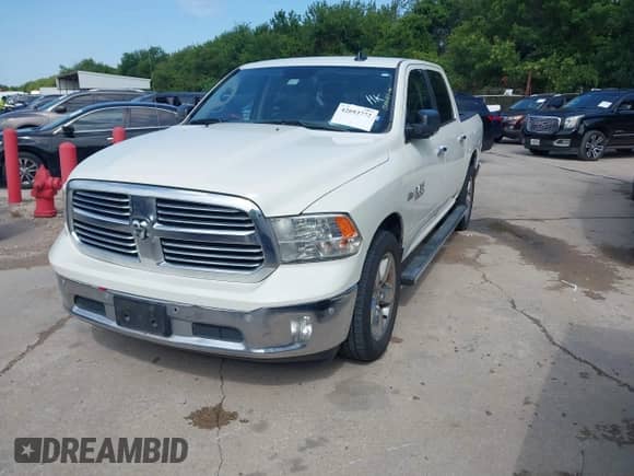 2016 Ram 1500 Lone Star с VIN 3C6RR6LT5GG293199, выставлен на аукционе IAAI как лот 42693772 с пробегом 206 679 миль миль и . История ставок и продаж доступна на DreamBid. Изображение 17.