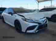 2023 Toyota Camry Hybrid XSE с VIN 4T1K31AK1PU058106, выставлен на аукционе IAAI как лот 42512255 с пробегом 101 233 миль миль и . История ставок и продаж доступна на DreamBid. Изображение 1.