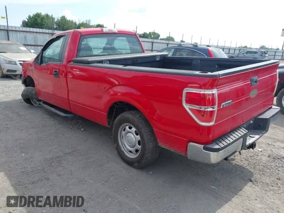 2010 Ford F-150 XL with VIN 1FTMF1CW8AKB04036, listed as a IAAI auction lot 42600377 with 111,774 mi miles and . Bid and sale history available at DreamBid. Image 3.