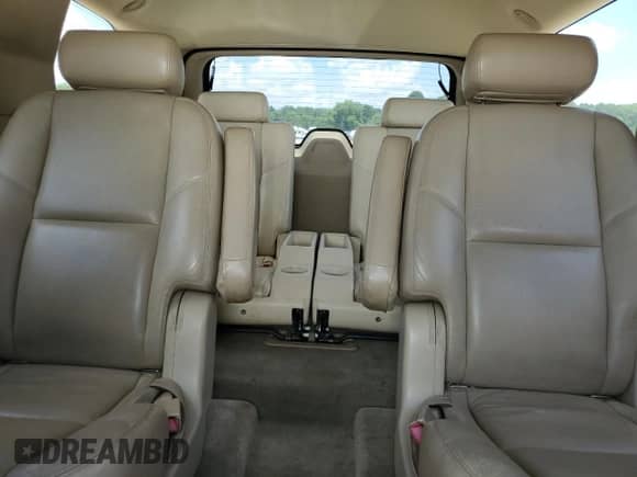2009 Cadillac Escalade with VIN 1GYFK23209R224272, listed as a Copart auction lot 59886345 with 229,509 mi miles and Clean title. Bid and sale history available at DreamBid. Image 10.
