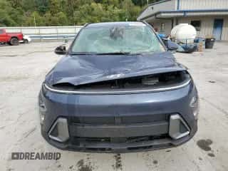 2024 Hyundai Kona SEL с VIN KM8HBCAB2RU053492, выставлен на аукционе Copart как лот 71780134 с пробегом 6 922 миль миль и Списание • Salvage title. История ставок и продаж доступна на DreamBid. Изображение 5.