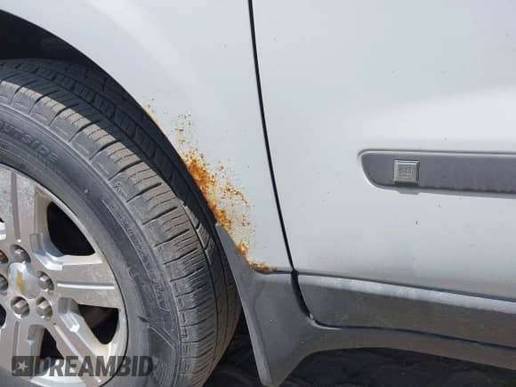 2009 Chevrolet Traverse LS z VIN 1GNEV13D49S163724, wystawiony jako IAAI lot #42705518 z przebiegiem 240 549 mil mil oraz . Historia ofert i sprzedaży dostępna na DreamBid. Obrazek 6.