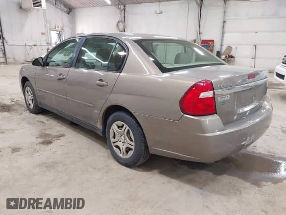 2008 Chevrolet Malibu Classic LS 1FL с VIN 1G1ZS58F38F140410, выставлен на аукционе IAAI как лот 42154846 с пробегом 157 143 миль миль и . История ставок и продаж доступна на DreamBid. Изображение 3.