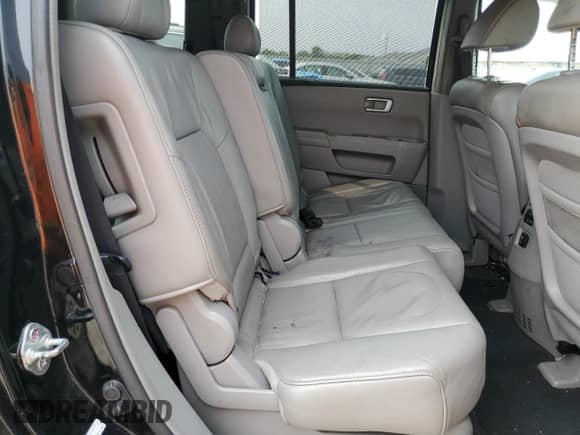 2009 Honda Pilot Touring with VIN 5FNYF38849B011613, listed as a Copart auction lot 58668495 with 299,928 mi miles and Clean title. Bid and sale history available at DreamBid. Image 11.