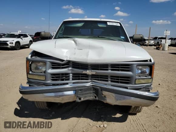 1998 Chevrolet Suburban с VIN 1GNGC26R5WJ371236, выставлен на аукционе Copart как лот 71721124 с пробегом 387 301 миль миль и Списание • Salvage title. История ставок и продаж доступна на DreamBid. Изображение 5.