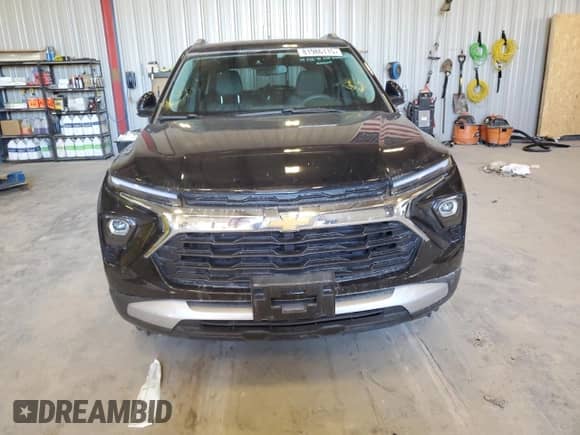 2025 Chevrolet TrailBlazer LT with VIN KL79MRSL5SB156529, listed as a Copart auction lot 81986115 with 12,131 mi miles and Salvage title. Bid and sale history available at DreamBid. Image 5.