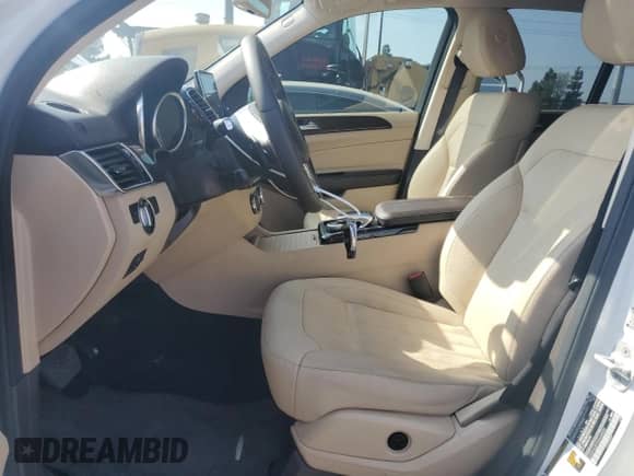 2016 Mercedes-Benz GLE 350 z VIN 4JGDA5JB7GA668020, wystawiony jako Copart lot #89852305 z przebiegiem 54 478 mil mil oraz Szkoda całkowita • Salvage title. Historia ofert i sprzedaży dostępna na DreamBid. Obrazek 7.