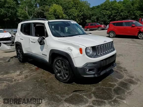 2018 Jeep Renegade Altitude with VIN ZACCJABB7JPH62171, listed as a Copart auction lot 71546175 with 88,886 mi miles and Salvage title. Bid and sale history available at DreamBid. Image 14.