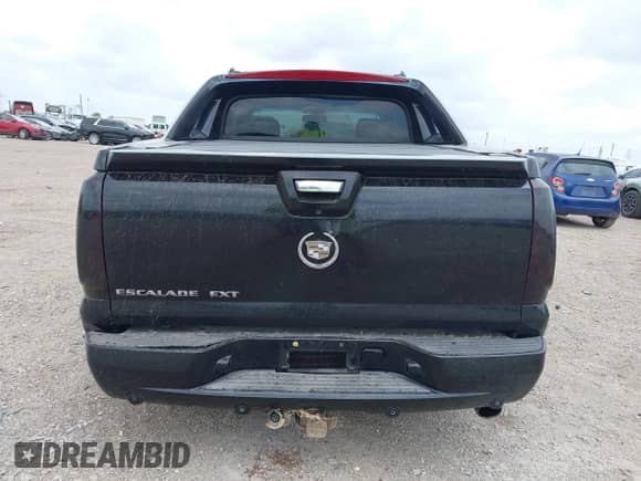 2007 Cadillac Escalade EXT with VIN 3GYFK62877G158216, listed as a IAAI auction lot 42148362 with 150,459 mi miles and . Bid and sale history available at DreamBid. Image 16.