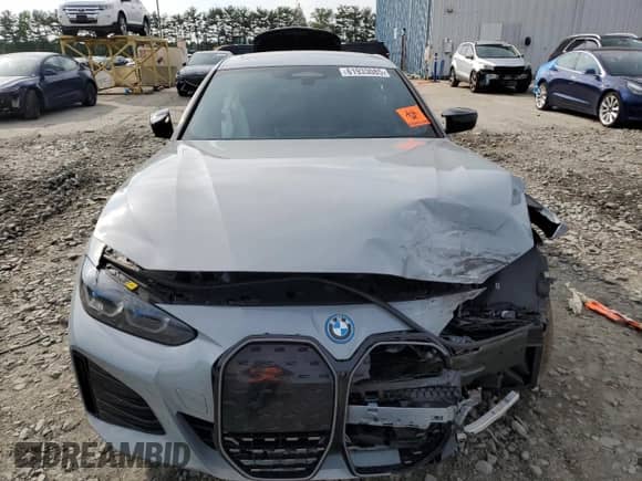 2023 BMW i4 M50 with VIN WBY33AW03PFN79198, listed as a Copart auction lot 61933085 with Not provided miles and Salvage title. Bid and sale history available at DreamBid. Image 5.
