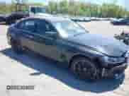 2025 BMW M3 Competition xDrive z VIN WBS33HJ05SFU14546, wystawiony jako IAAI lot #42067298 z przebiegiem 367 mil mil oraz . Historia ofert i sprzedaży dostępna na DreamBid. Obrazek 1.