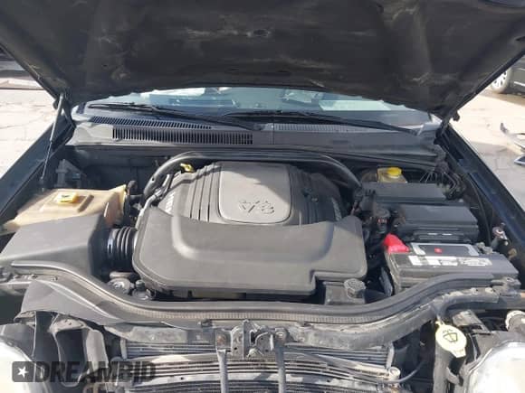 2009 Jeep Grand Cherokee with VIN 1J8HS68T49C524111, listed as a IAAI auction lot 41605917 with 133,441 mi miles and . Bid and sale history available at DreamBid. Image 10.