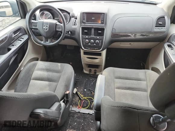 2020 Dodge Grand Caravan SE Plus with VIN 2C4RDGBG0LR236494, listed as a Copart auction lot 71821375 with 101,299 mi miles and Salvage title. Bid and sale history available at DreamBid. Image 8.