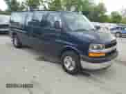 2007 Chevrolet Express Passenger z VIN 1GAHG39U571152181, wystawiony jako Copart lot #56238115 z przebiegiem 170 521 mil mil oraz Czysty tytuł • Clean title. Historia ofert i sprzedaży dostępna na DreamBid. Obrazek 4.