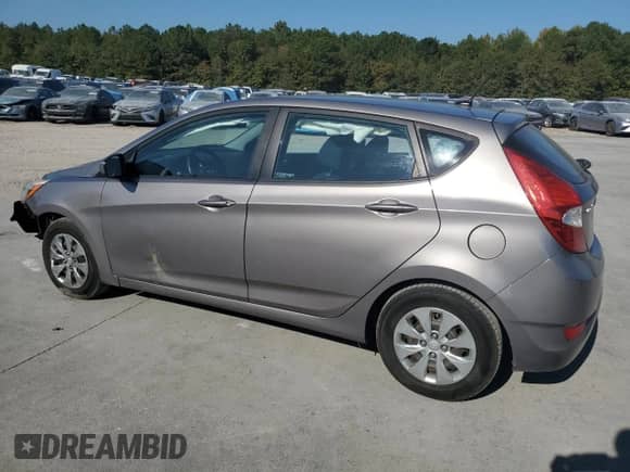 2017 Hyundai Accent SE z VIN KMHCT5AE5HU362336, wystawiony jako Copart lot #81137035 z przebiegiem 186 837 mil mil oraz Szkoda całkowita • Salvage title. Historia ofert i sprzedaży dostępna na DreamBid. Obrazek 2.